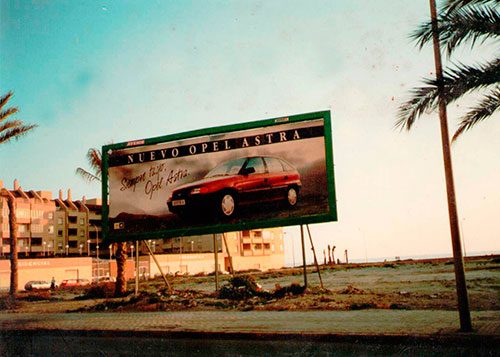 foto-valla-opel-astra-en-los-presidente publicidad opel